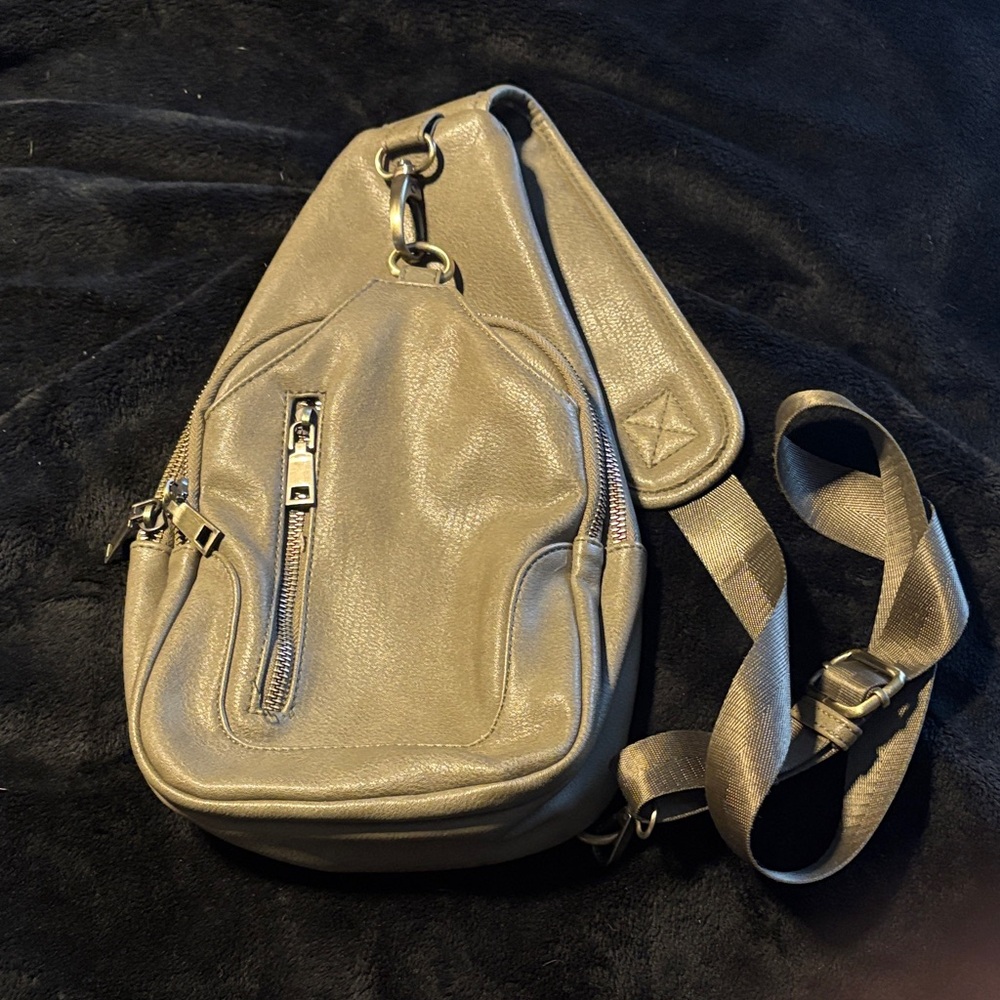Antik Kraft Faux Leather Crossbody Bag